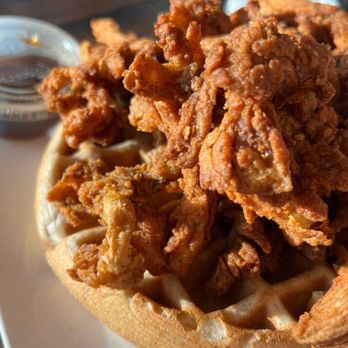 Mo' Brunch & Brews - Vegan chicken and waffles - Breakfast & Brunch Near Me - Houston, Texas Mo' Brunch & Brews - Vegan chicken and waffles - Breakfast & Brunch Near Me - Houston, Texas