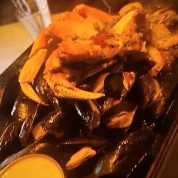 The Dead Fish - Sizzling combo platter:shrimp,muscles and crab. - Seafood Near Me - Crockett, California The Dead Fish - Sizzling combo platter:shrimp,muscles and crab. - Seafood Near Me - Crockett, California