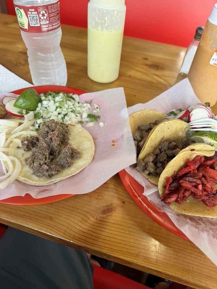 Fito's Tacos de Trompo