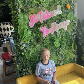 Mango's Breakfast Brunch - Photo op - Breakfast & Brunch Near Me - Keller, Texas