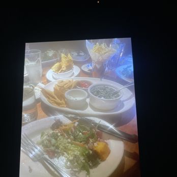 Houston's Restaurant - New American Near Me - Atlanta, Georgia