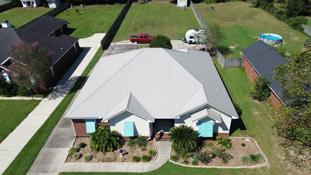 Slide of High Tide Contracting and Roofing