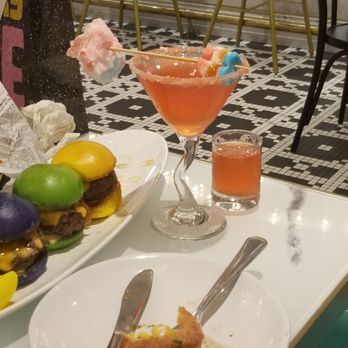 Sugar Factory Express - Desserts Near Me - Bloomington, Minnesota