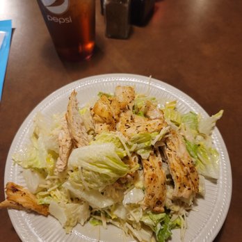 MJ's Casual Dining - Chicken caesar salad - Seafood Near Me - Somerset, Kentucky