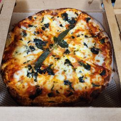 Marino's Wood Fire Pizza - Pizza Margherita