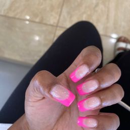 nails appear to be chunky nails appear to be chunky