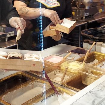 Duck Donuts - Making process - Donuts Near Me - Las Vegas, Nevada Duck Donuts - Making process - Donuts Near Me - Las Vegas, Nevada