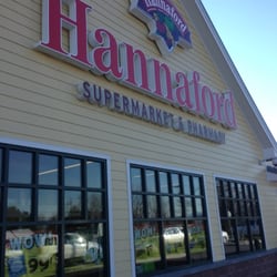 Hannaford Supermarket