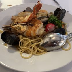 Madrid - Seafood pasta
