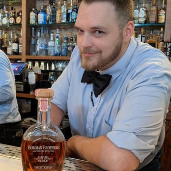 The Crunkleton - The knowledgeable Bartender Benjamin! - Cocktail Bars Near Me - Charlotte, North Carolina
