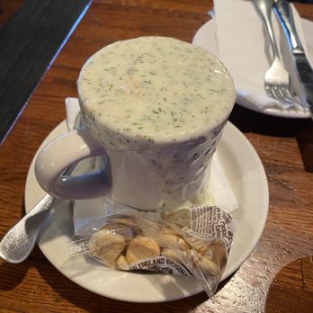 Boston Sail Loft - New England Clam Chowder - Bars Near Me - Boston, Massachusetts