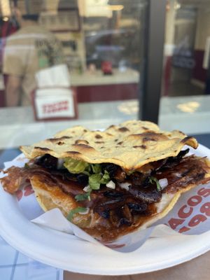 Tacos 1986 by null