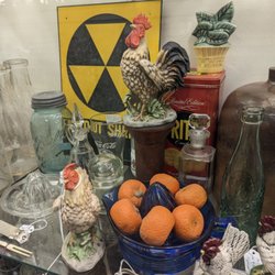 Way Back Yonder Antiques - Sassy chickens for sale