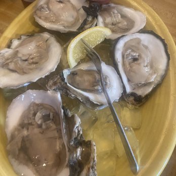 Graham's Landing - Raw oysters - Seafood Near Me - Murrells Inlet, South Carolina Graham's Landing - Raw oysters - Seafood Near Me - Murrells Inlet, South Carolina