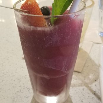 Hugo's Invitados - Frozen purple sangria - Seafood Near Me - Irving, Texas