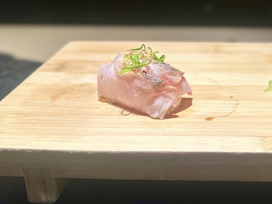 Sushi de Handroll by null