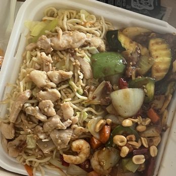Gumbo Kitchen - Combo plate + add chicken to the chowmein for extra protein - Chinese Near Me - Visalia, California Gumbo Kitchen - Combo plate + add chicken to the chowmein for extra protein - Chinese Near Me - Visalia, California
