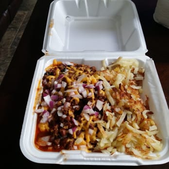 Eugene's Hitchin' Post Cafe - Opened box to find mound of chilli..not a chilli burger. - Diners Near Me - Molalla, Oregon