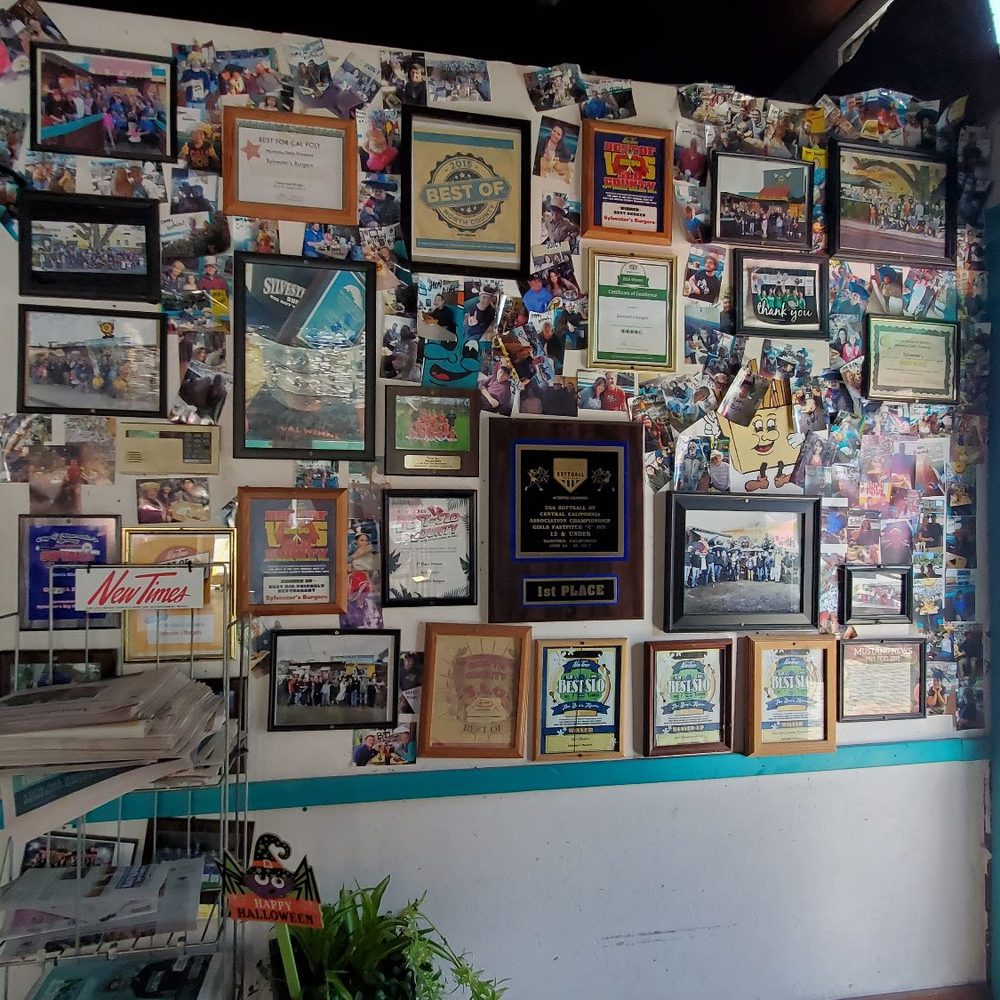 Sylvester's Burgers - Inside - Burgers Near Me - Atascadero, California Sylvester's Burgers - Inside - Burgers Near Me - Atascadero, California