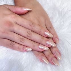 Meet Me Nail Salon