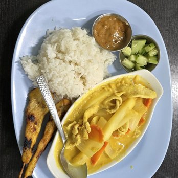 THAI PEPPER - Chicken Curry Combo - Thai Near Me - Sun Valley, California THAI PEPPER - Chicken Curry Combo - Thai Near Me - Sun Valley, California