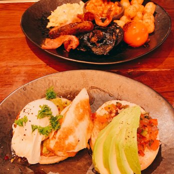 The Alchemist - Avocado toast and English breakfast - Cocktail Bars Near Me - London, XGL The Alchemist - Avocado toast and English breakfast - Cocktail Bars Near Me - London, XGL