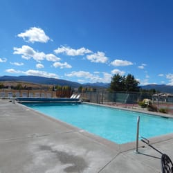 Stay Winter Park - A picture of the outdoor heated pool at the Meadow Ridge complex