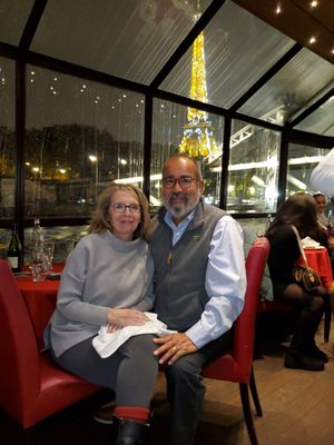 Le Parisis Hôtel by null