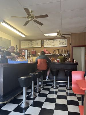 Dad's Dog & Burger by null