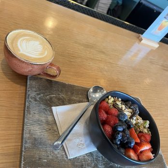 Mediterra Cafe - Hot caramel cappuccino - Cafes Near Me - Pittsburgh, Pennsylvania