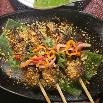 Bintü Atelier - Beef skewers with ground peanuts and peppers - African Near Me - Charleston, South Carolina Bintü Atelier - Beef skewers with ground peanuts and peppers - African Near Me - Charleston, South Carolina