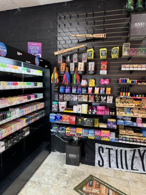 elf bar vape uk Honey Vape & Smoke Shop main image 0