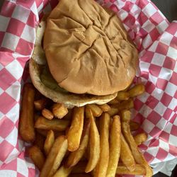 Zees Over Yonder - Cheeseburger and fries
