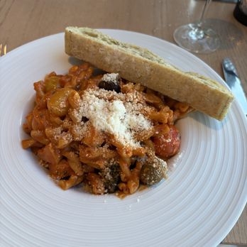 Drift Kitchen & Bar - Lido Beach Resort - Gemelli pasta - Seafood Near Me - Sarasota, Florida Drift Kitchen & Bar - Lido Beach Resort - Gemelli pasta - Seafood Near Me - Sarasota, Florida