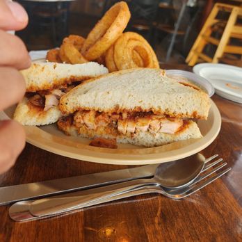 Back Porch Bar & Grill - Chicken sandwich - Barbeque Near Me - Jacksonville, Oregon Back Porch Bar & Grill - Chicken sandwich - Barbeque Near Me - Jacksonville, Oregon