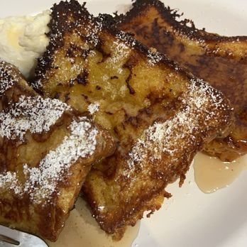 Eggs 'n Things - Waikiki Beach Eggspress - Hawaiian Sweet Bread French Toast - Breakfast & Brunch Near Me - Honolulu, Hawaii Eggs 'n Things - Waikiki Beach Eggspress - Hawaiian Sweet Bread French Toast - Breakfast & Brunch Near Me - Honolulu, Hawaii