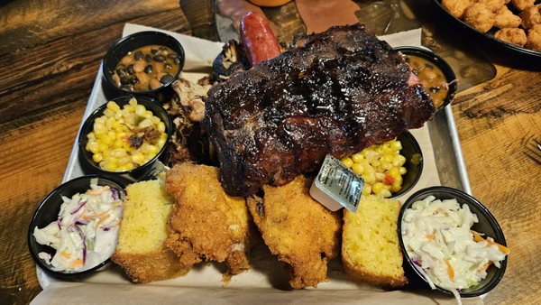 Riverhouse BBQ & Events by null