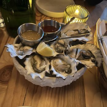 Parachute Hi Fi - 1/2 dozen oysters - Korean Near Me - Chicago, Illinois Parachute Hi Fi - 1/2 dozen oysters - Korean Near Me - Chicago, Illinois