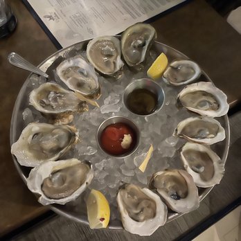 The Osprey - 6 James River oyster; 6 oysters from west coast (Washington) - Seafood Near Me - Orlando, Florida The Osprey - 6 James River oyster; 6 oysters from west coast (Washington) - Seafood Near Me - Orlando, Florida