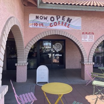 1019 Coffee - Outside - Coffee & Tea Near Me - Chandler, Arizona