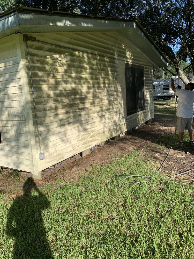 Slide of Recon Services