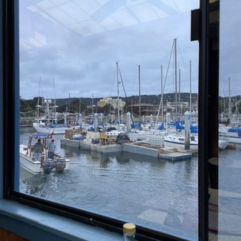 Sandbar & Grill - Seafood Near Me - Monterey, California