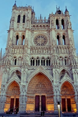 Cathédrale Notre-Dame d'Amiens by null
