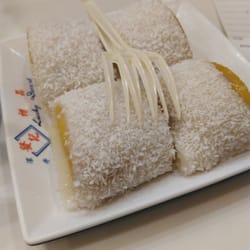 Mango sticky rice
