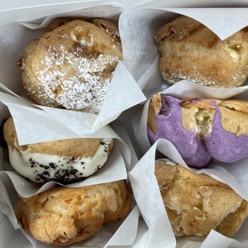 Beard Papa’s - 6 pack - Desserts Near Me - Concord, California Beard Papa’s - 6 pack - Desserts Near Me - Concord, California