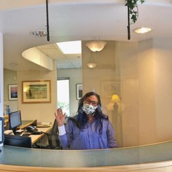 Kevin Herring, DDS - Welcome desk