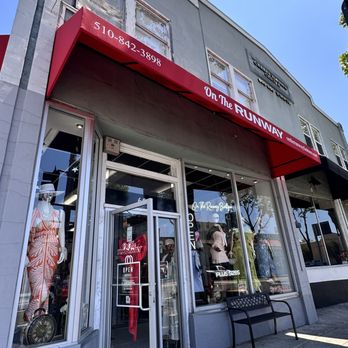 On the Runway Boutique - Women's Clothing Near Me - San Leandro, California On the Runway Boutique - Women's Clothing Near Me - San Leandro, California