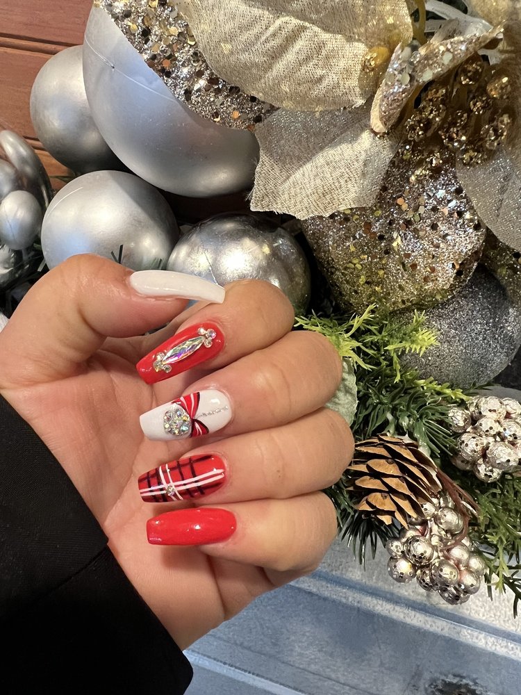 IVY SPRINGS NAILS Updated October 2024 29 Photos & 14 Reviews