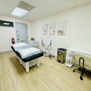 Healing Needles - Treatment Room - Acupuncture Near Me - Fremont, California Healing Needles - Treatment Room - Acupuncture Near Me - Fremont, California