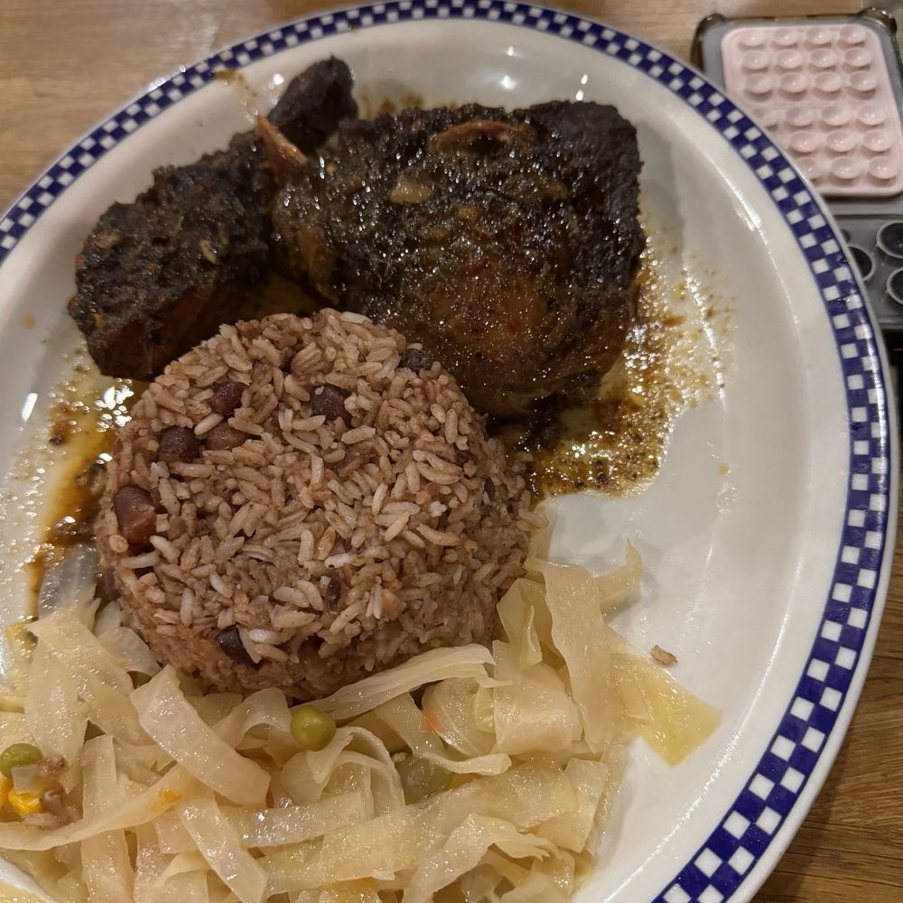 Jerk chicken rice and peas with cabbage Jerk chicken rice and peas with cabbage